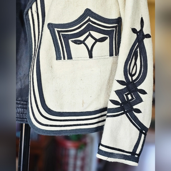 RARE 1970s Vintage Guatemalan Solola Ivory Wool Bat Jacket - Picture 4 of 8